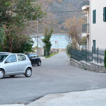 Villa Stone House Dobrota,Free Private Parking Kotor Exterior foto