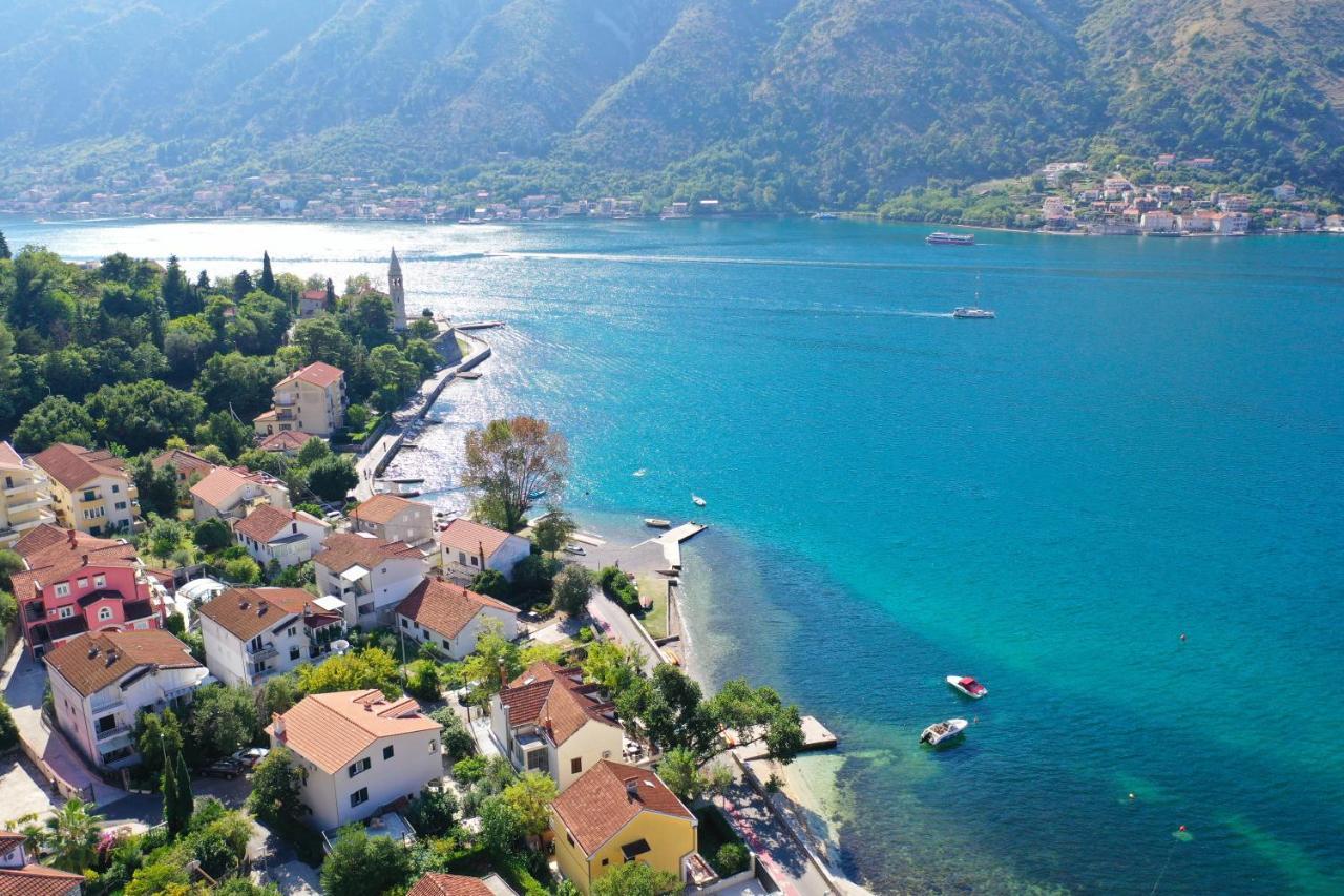 Villa Stone House Dobrota,Free Private Parking Kotor Exterior foto